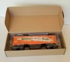 MENARDS 2 Box Cars Western Pacific,  Canadian Pacific Rail O Gauge — photo 7
