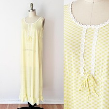SIZE M/L JC Penney Nightgown Yellow Gingham Lace Trim Vintage 1970s Maxi Dress