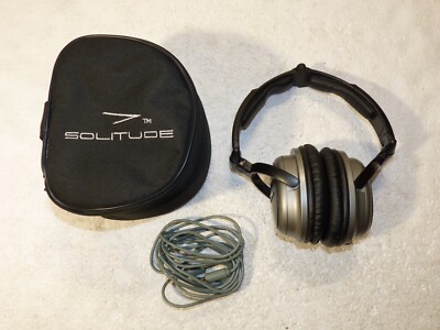 Solitude Collapsible Portable Noise Cancelling Wired Headphones Silver w/ Case