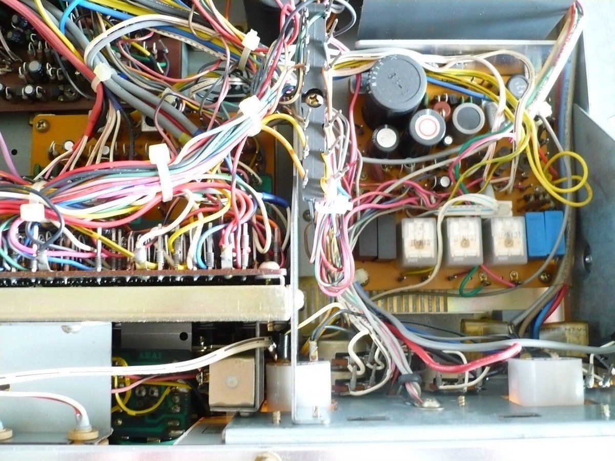 TOP VINTAGE AKAI GXC-730D STEREO CASSETTE DECK - INCREDIBLE TOP VINTAGE AKAI GXC-730D STEREO CASSETTE DECK - INCREDIBLE