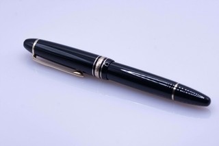 Montblanc Meisterstück Kolbenfüller Nr. 146 Goldfeder medium gebraucht