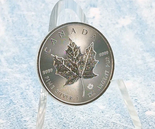 2018 1 oz Canada Silver Maple Leaf Queen Elizabeth II Effigy .9999 Fine