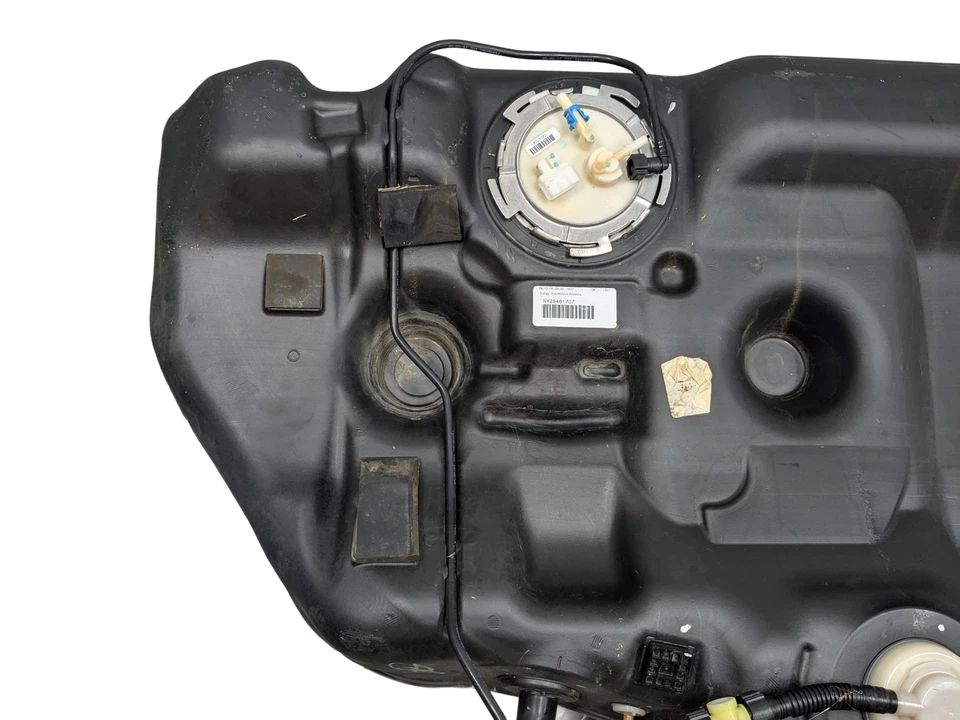 2009 - 2011 Nissan Maxima OEM gasolina tanque de combustível conjunto de reservatório - Imagem 3 de 4