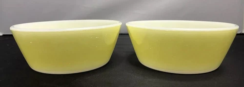 Vintage Fire King Anchor Hocking Heat Proof Made In USA 5” Bowls Set Of 2 