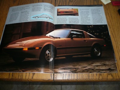 1981 MAZDA RX-7 SALES BROCHURE / GOOD ORIGINAL DEALERSHIP CATALOG