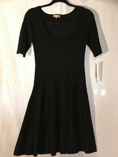 NWT TAKARA WOMEN'S BLACK SIZE SMALL FIT & FLARE WOVWN TEXTURED KNIT S/SLV DRESS