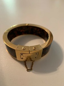 michael kors logo plaque bracelet