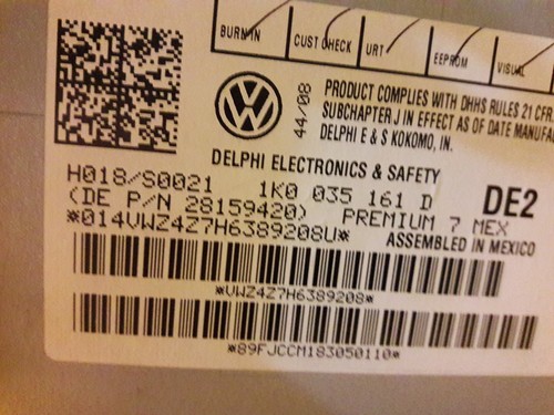 VOLKSWAGEN OEM CD/MP3 HEAD UNIT RADIO 1KO 035 161 D PREMIUM 7 06-10 28159420 - Picture 2 of 2