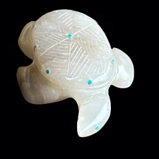 Zuni Fetish Carving Turtle alabaster by Gilbert Lonjose