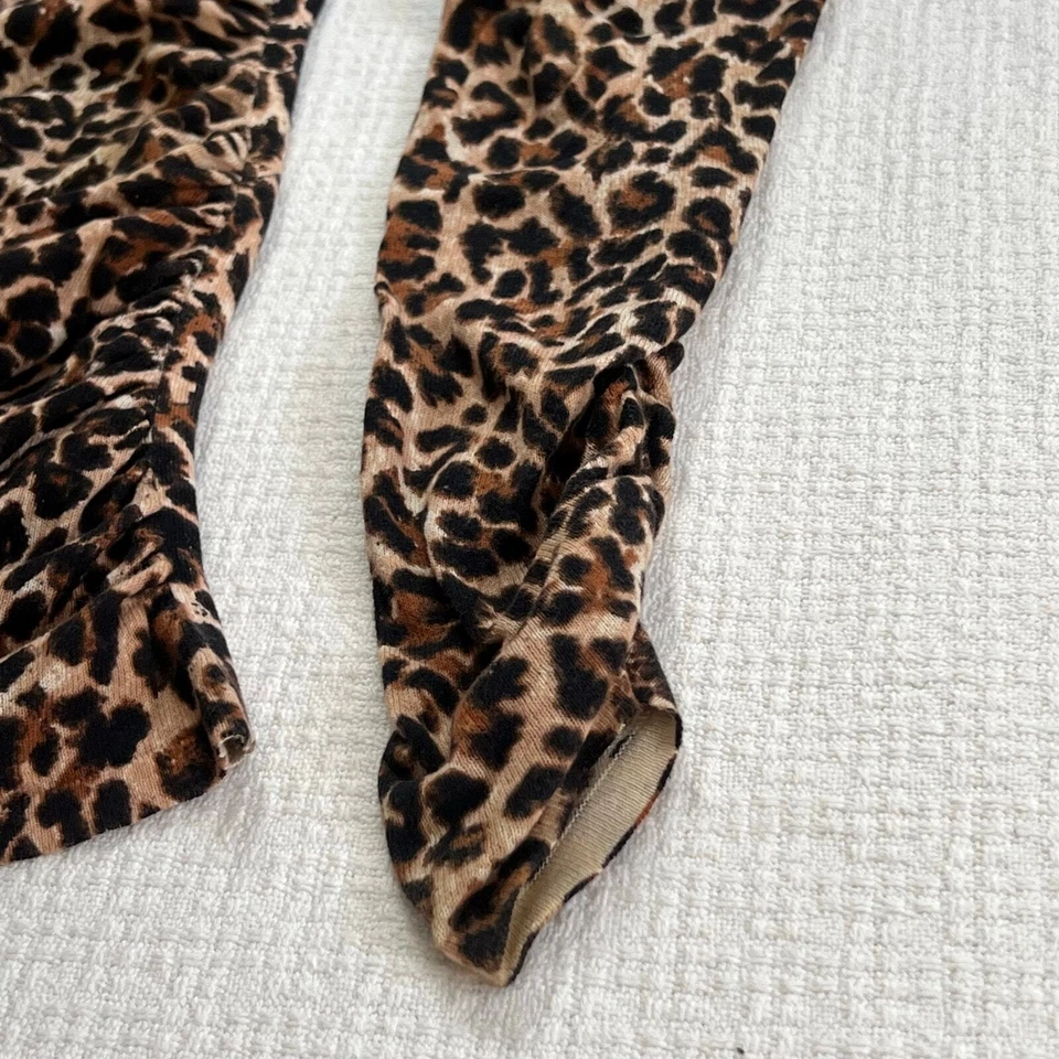 Suéter MODA International Cuello Alto Algodón PEQUEÑO S Estampado Animal Estilo Acanalado Foto 3 de 4