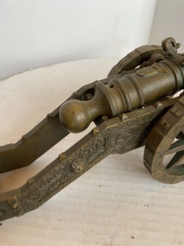 Vintage dekorative schwere massive Messingkanone 12" lang mit funktionierenden Rädern guter Zustand - Bild 8 von 15