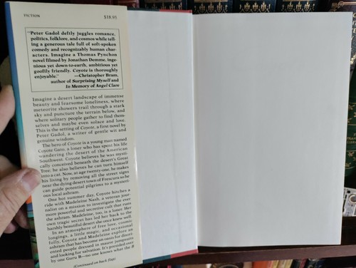 Coyote_Peter Gadol_HCDJ_1990_1st Edition / First Printing_Like New - Picture 7 of 12