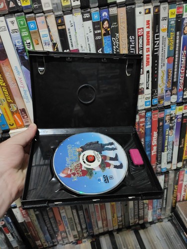 I Saw Mommy Kissing Santa Claus DVD (A4) - Picture 3 of 7