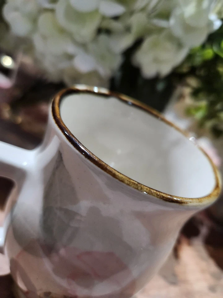 Robert Gordon pottery mug - image 3 of 4