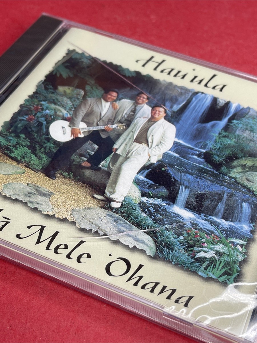 [洋書] OliやPule多数収録 \"Sacred Songs of Hula\" Amazon | Na Mele Hula: Hawaiian Hula Rituals and Chants
