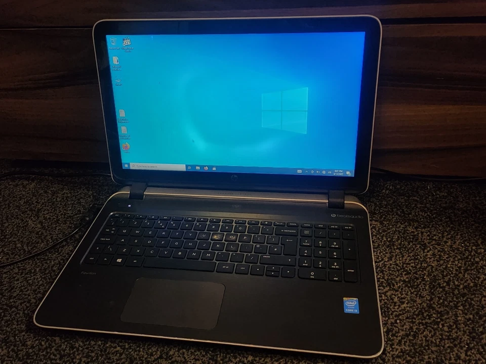 HP Pavilion 15 - Intel Core i3 5010U - 4GB RAM - 128GB SSD - Free P&P - Image 3 of 4