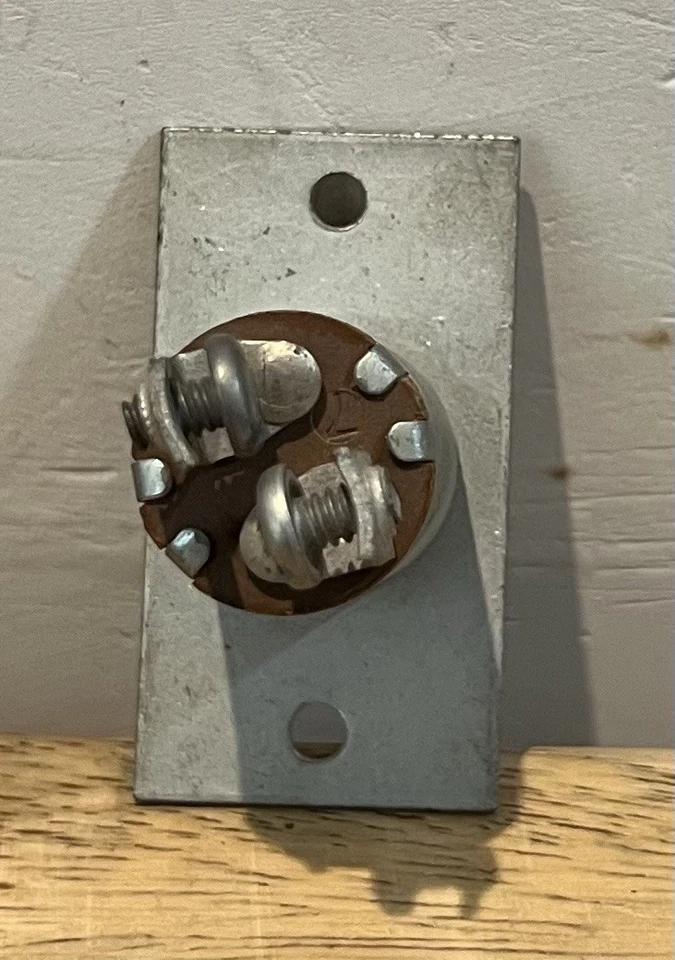 Cole Hersee 9001 Momentary Door Switch With Faceplate - Image 2 of 3