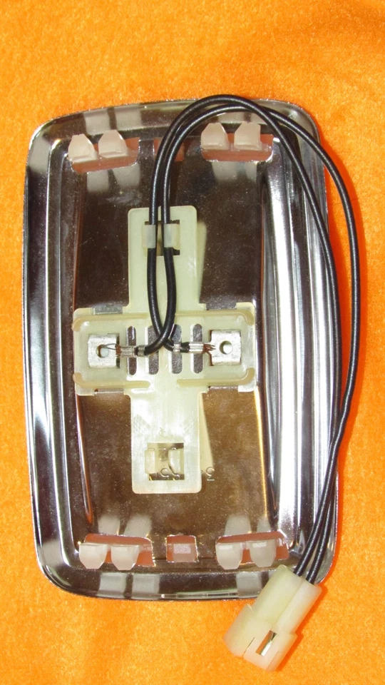 NOS Chrysler Dodge Plymouth Mopar Dome Light 1971 1972 1973 C Body Fury 3488504 Foto 2 de 3