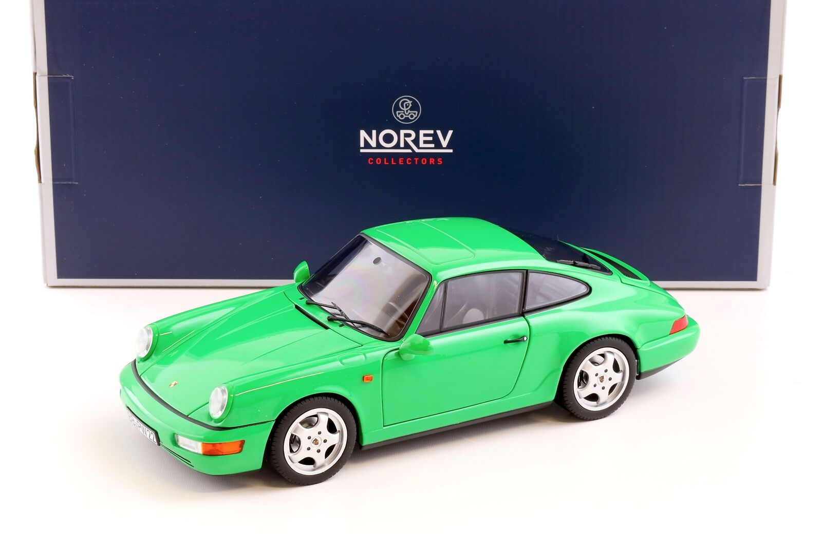 118 Norev Porsche 911 (964) Carrera 4 Coupe 1990 Signal green - Limited 504 pcs