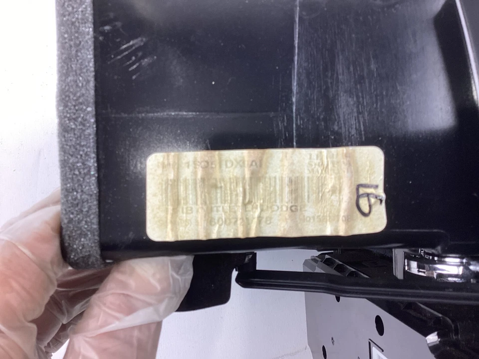 Dodge Grand Caravan 2012-2020 calefacción aire acondicionado climatización panel de control OEM. Foto 3 de 4