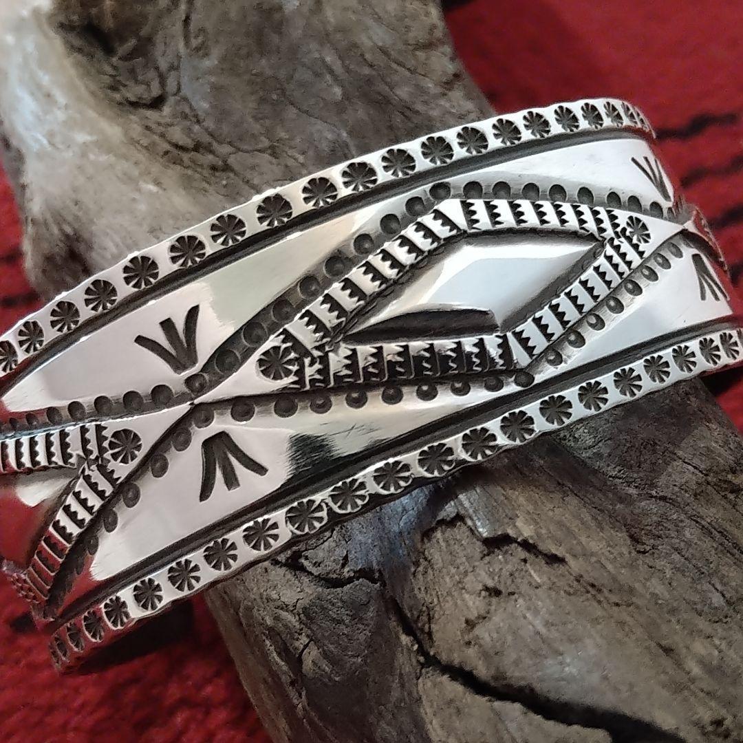 133mm Ivan Howard stampwork bangle Navajo Silver BraceletIvan Howard