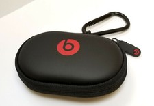 Hard Pocket Case for Beats Earphones In-Ear Earbuds. With full Black Carabiner.