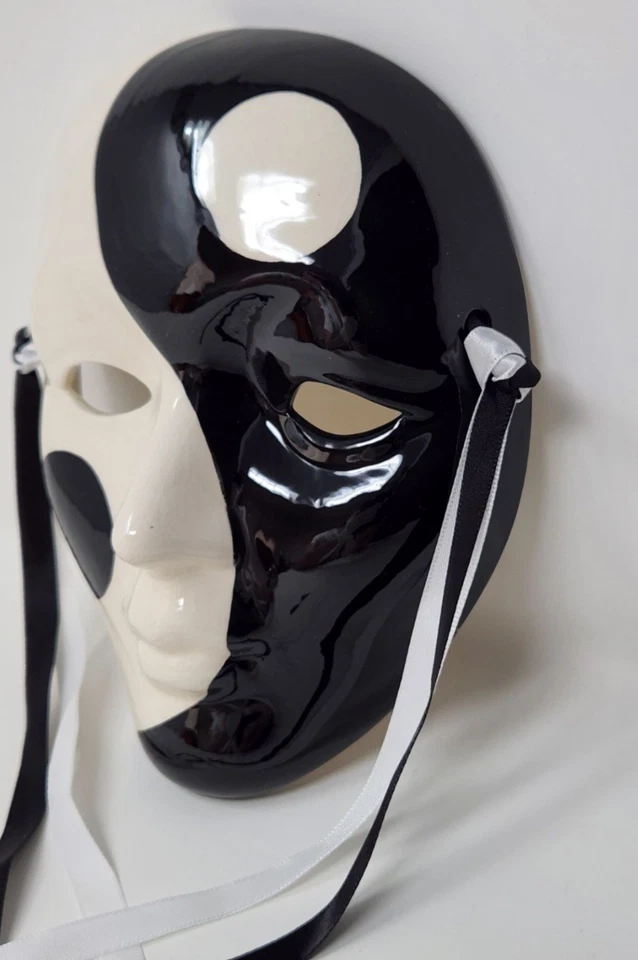 Máscara Zen Yin Yang Negra Blanca Colgante de Pared Pintada a Mano Cerámica Decorativa Foto 4 de 4