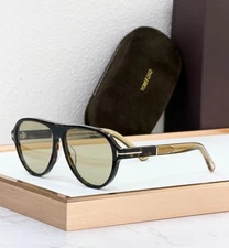 Tom Ford Model TF1080 Aviator Sunglasses - 59□13-145
