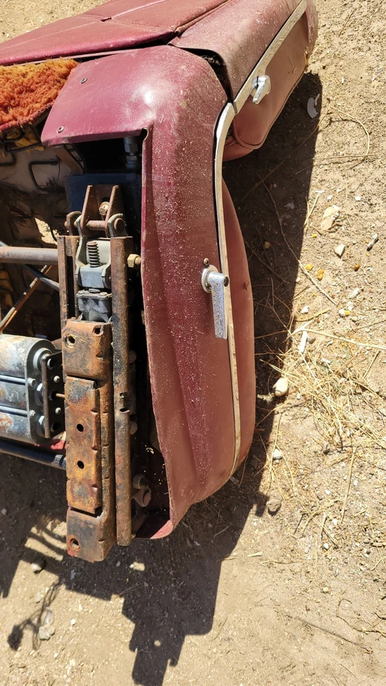 Lincoln Continental Mark III 1971 asiento eléctrico lateral/derecho del pasajero Foto 4 de 4