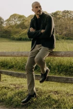 Taylor Stitch Mens 34 The Democratic Foundation Pant Organic Smoked Olive Green