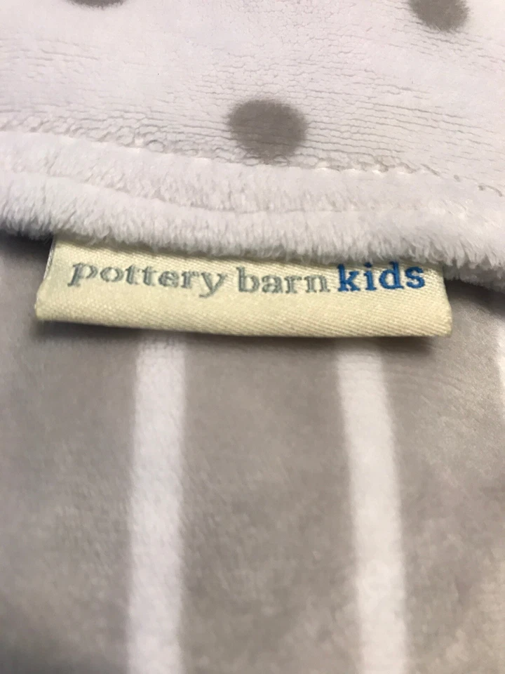 Manta bebé Pottery Barn Boy’s THOMAS terciopelo gris blanco lunares rayas 30X39 Foto 4 de 4