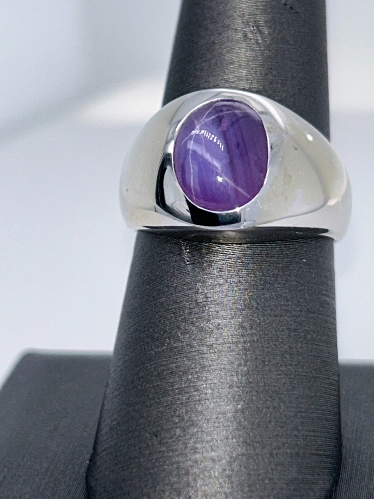 14K White Gold Star Ruby Ring - image 9