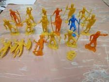 Orignal Vintage Lot of 18 MPC African Zulu Warrior Toy Soldier Plastic Military