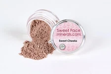 Shimmery Eyeshadow Powder(5Gms) Sweetcheeks Shade by SweetFace Minerals,