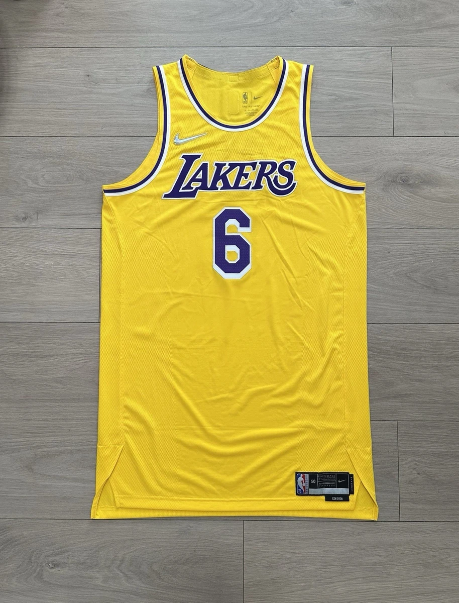 Preços baixos em Lebron James Roupas e Souvenirs para fãs de