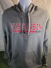 Wisconsin Badgers Men's Hooded Sweatshirt Size Large NWT