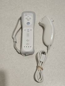 Nintendo Wii Console RVL-001 Bundle With Controller & 1 Game - Tested Working