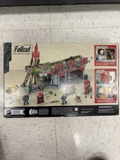 NEW MEGA HXT00 Fallout Red Rocket Truck Stop 824 Pieces