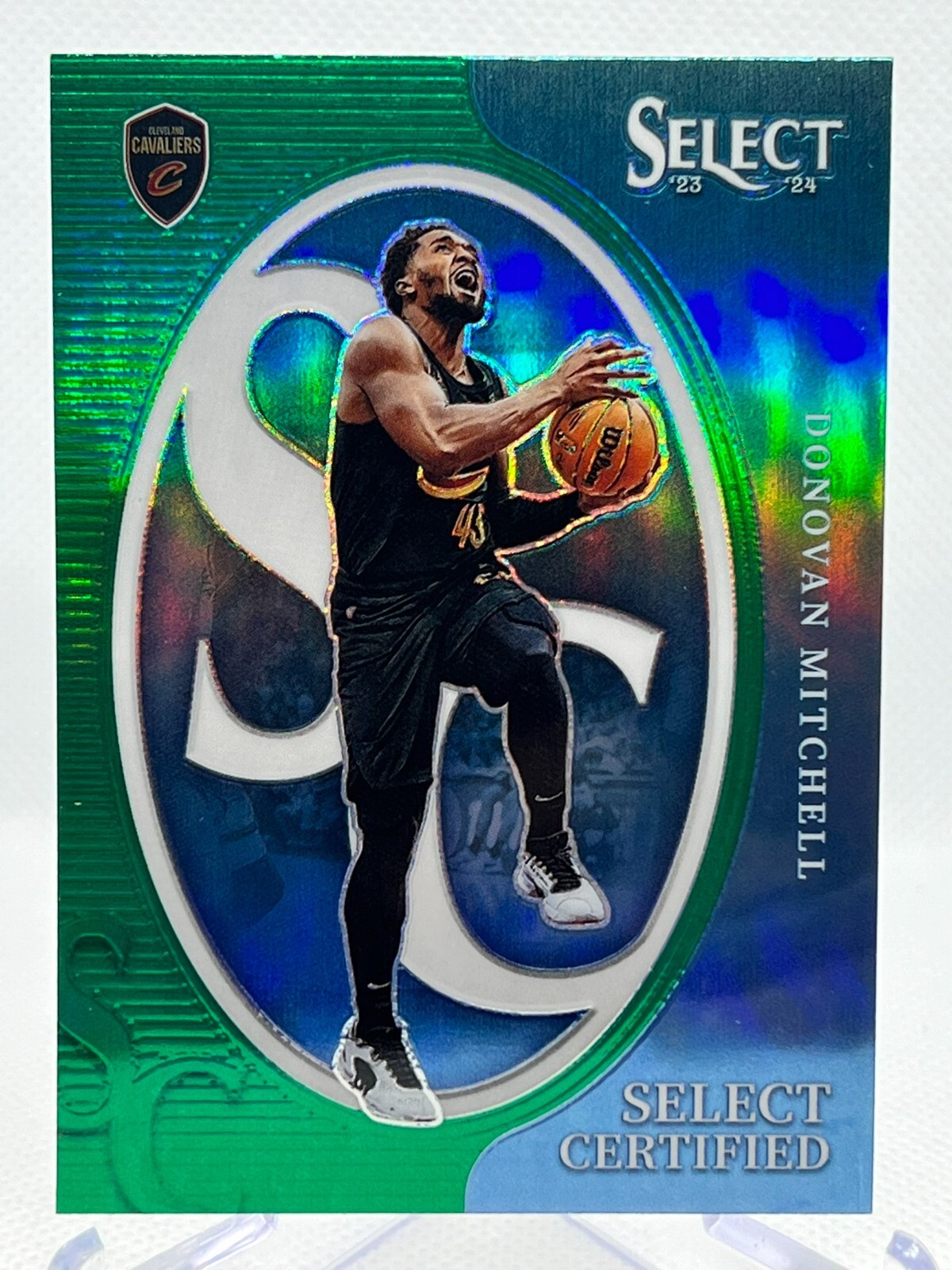 DONOVAN MITCHELL 2023-24 Panini Select #14 Select Certified GREEN PRIZM