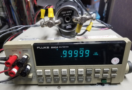 Fluke 8842A Multimeter CALIBRATED w/ data opt 05, 09 AC & GPIB