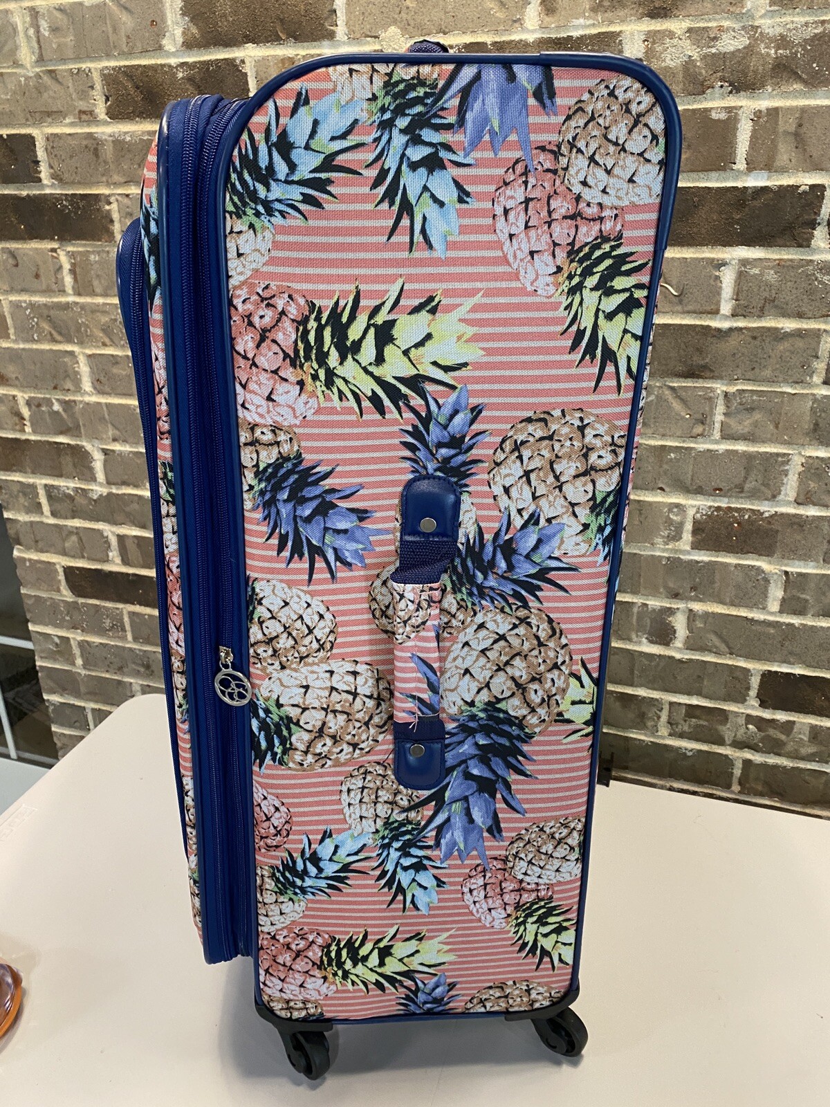 JESSICA SIMPSON~PINK, BLUE, YELLOW PINEAPPLE 8.0 soft side spinner lite luggage