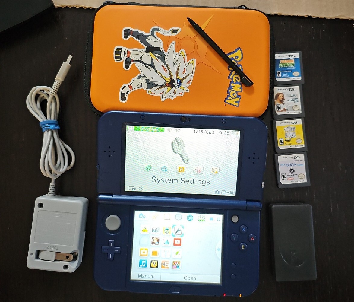 Nintendo New 3DS XL Galaxy Purple System Handheld Console RED001