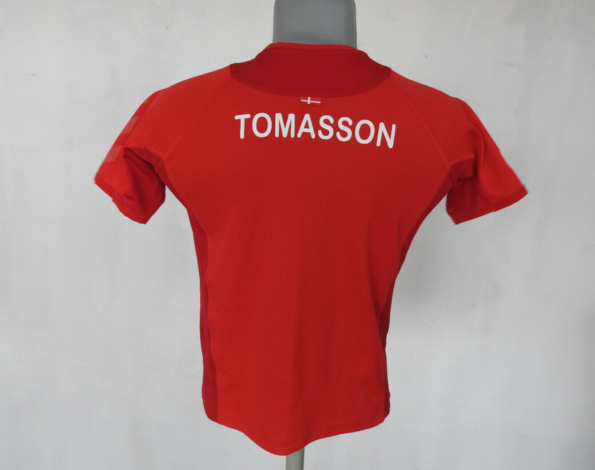 Denmark 2004 Home Jersey Hummel Red Tomasson FAN Shirt Size Boys L