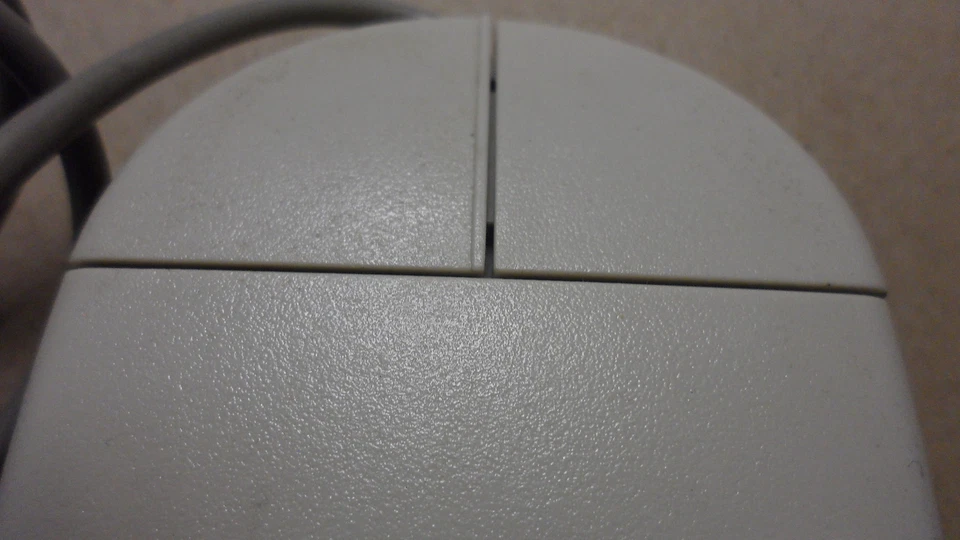 Vintage IBM 2 Button PS/2 Mouse Model 13H6690 - Image 2 of 4