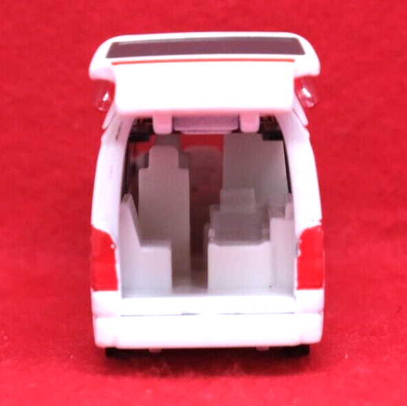 TOYOTA HIMEDIC TOMICA 2006 Vintage No.79 Size 1/64 Ambulance From