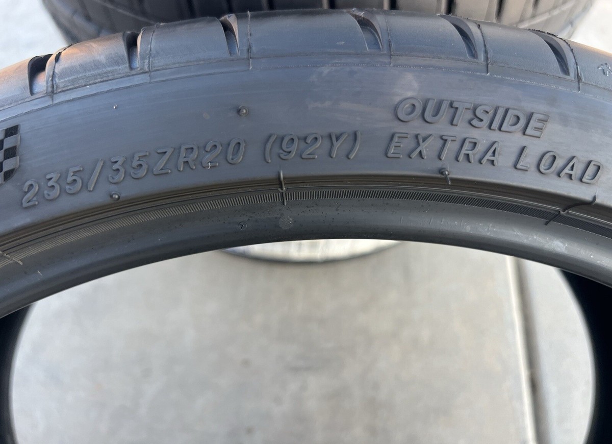 SET OF TWO 235/35ZR20 Michelin Pilot Sport 4S PS4S Tires 2353520