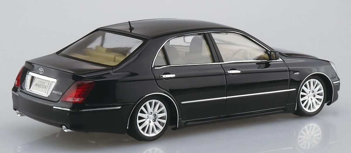 AOSHIMA 1/24 TOYOTA UZS186 CROWN MAJESTA 06 the Model Car No.152