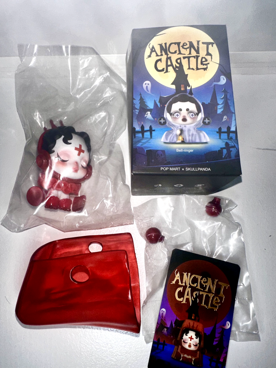 POP MART x SKULLPANDA Ancient Castle Mini Figure Bloody Knight
