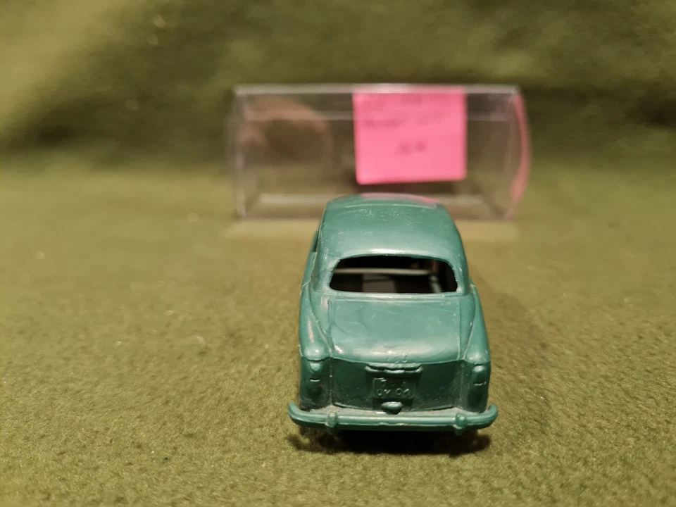 CLE PLASTICA MADE IN FRANCE PEUGEOT 403 SCALA 1:48 - Immagine 4 di 4