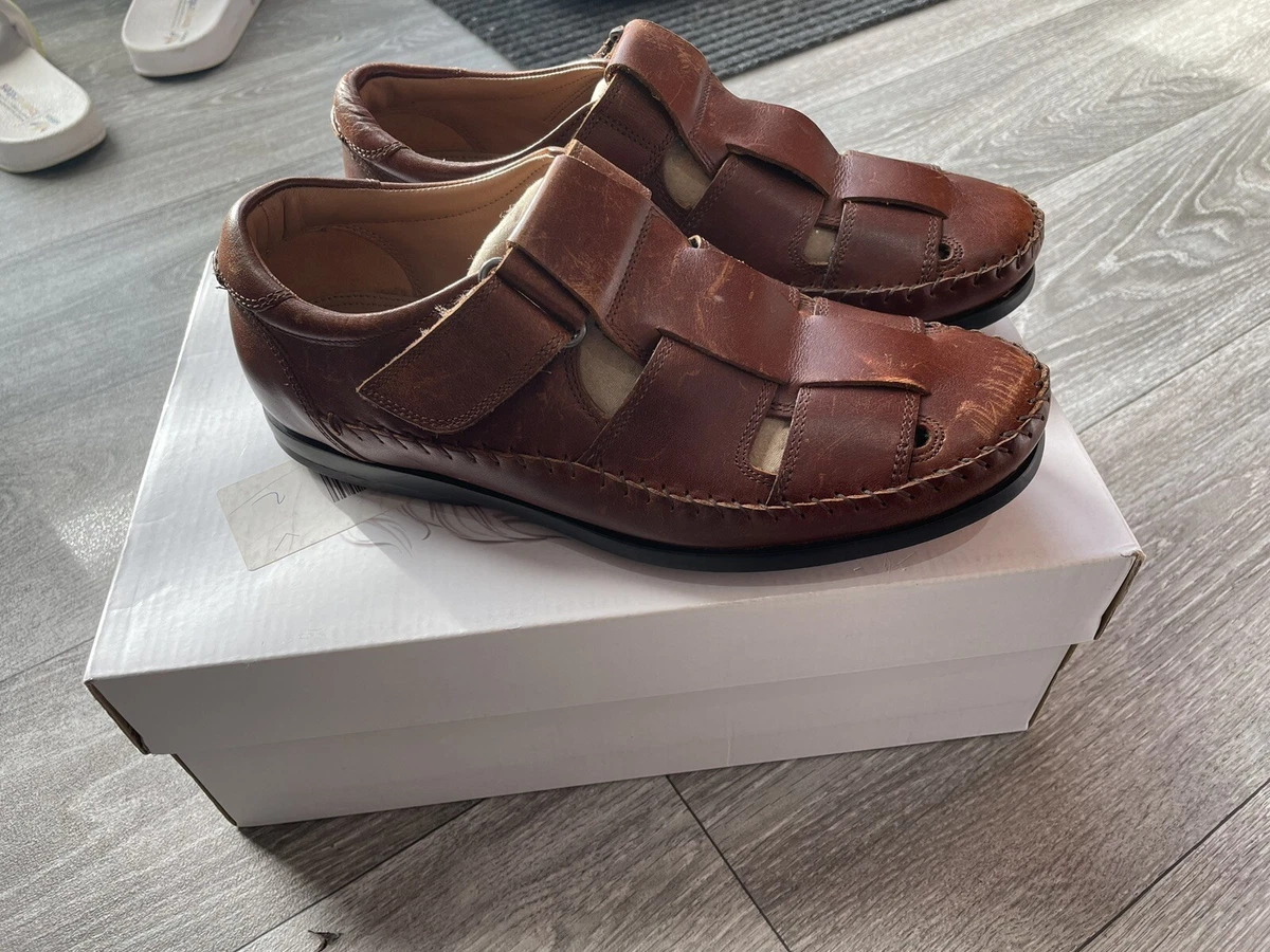 Mens Clarks Un Gala Strap Leather Casual Closed Toe Sandals G Fitting UK 6